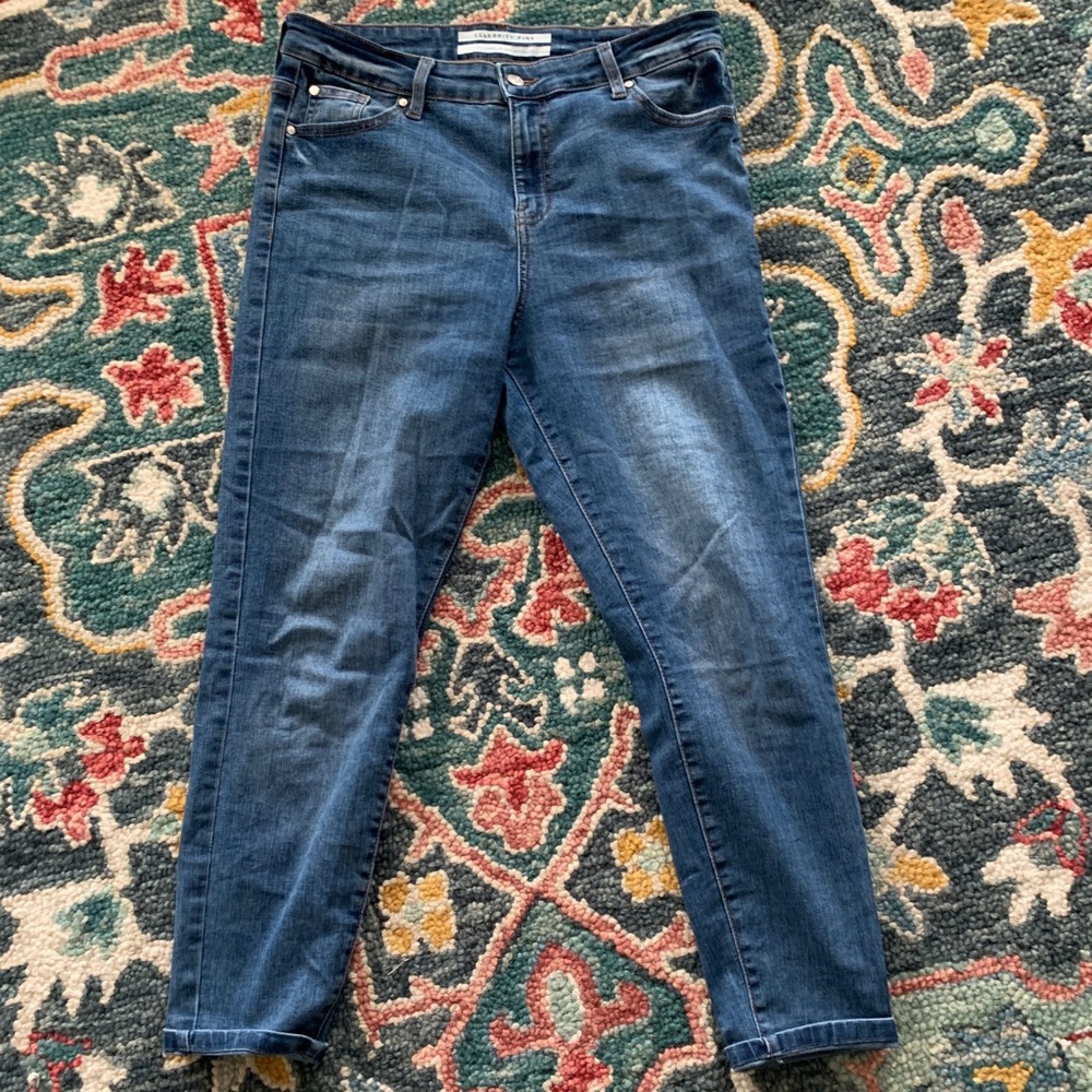 High waisted jeans
